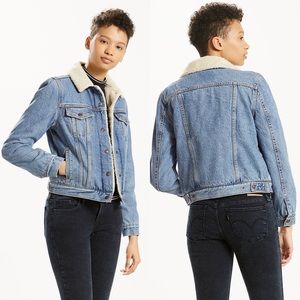 New! Levi’s | Original Sherpa Fur Trucker Jacket